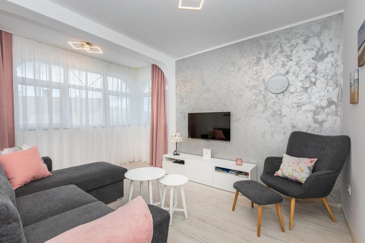 Apartment Blazi Njivice Eksteriør billede