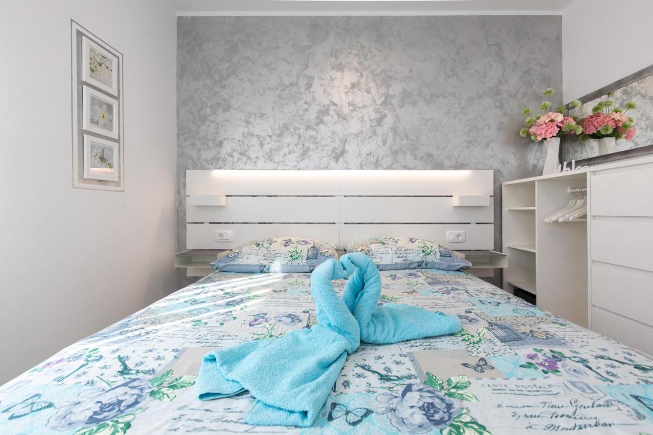 Apartment Blazi Njivice Eksteriør billede